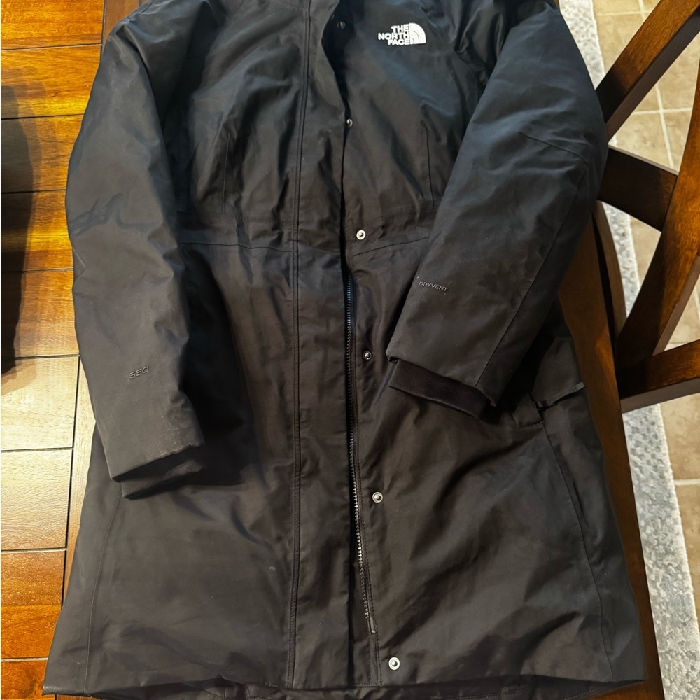 The North Face Black 550 puffer Jacket